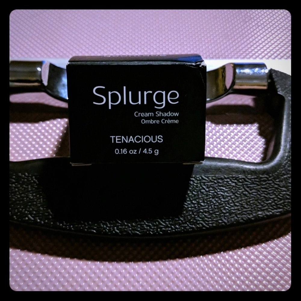 Younique Splurge Cream Shadow